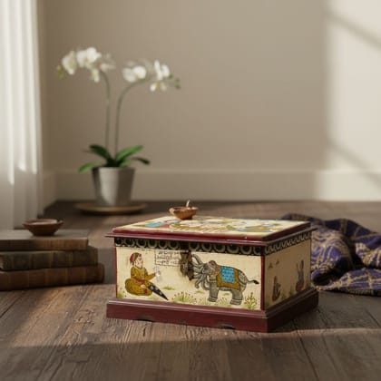 Wooden Antique Makeup Box & Jewelry Box
